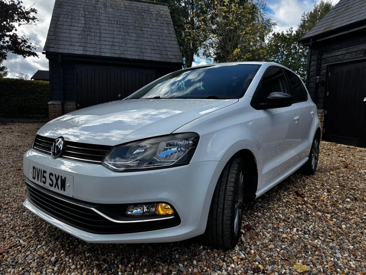 Volkswagen Polo 2015 photo 2