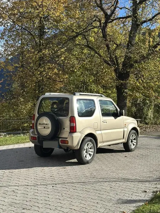 Suzuki Jimny 2009 photo 3