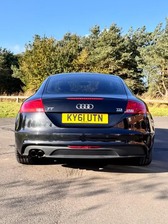Audi Tt 2011 photo 4