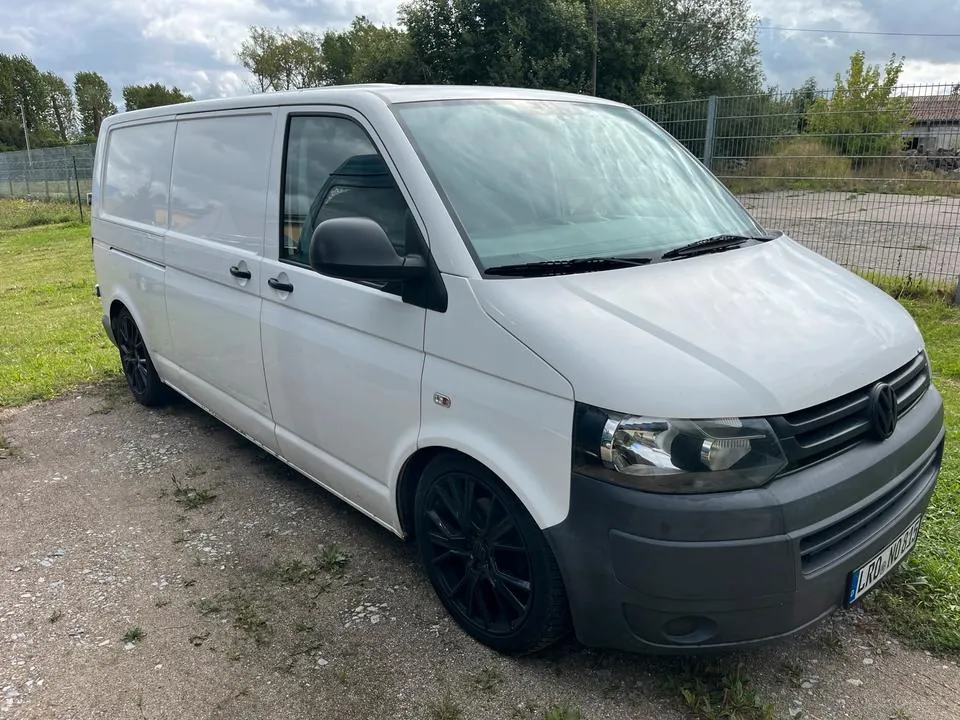 Volkswagen T5