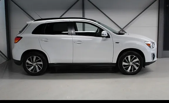 Mitsubishi Asx 2015 photo 2