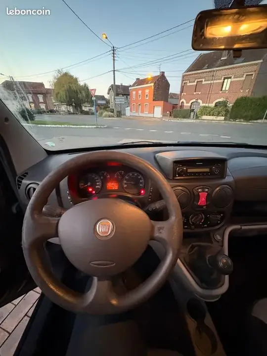 Fiat Doblo 2009 photo 3