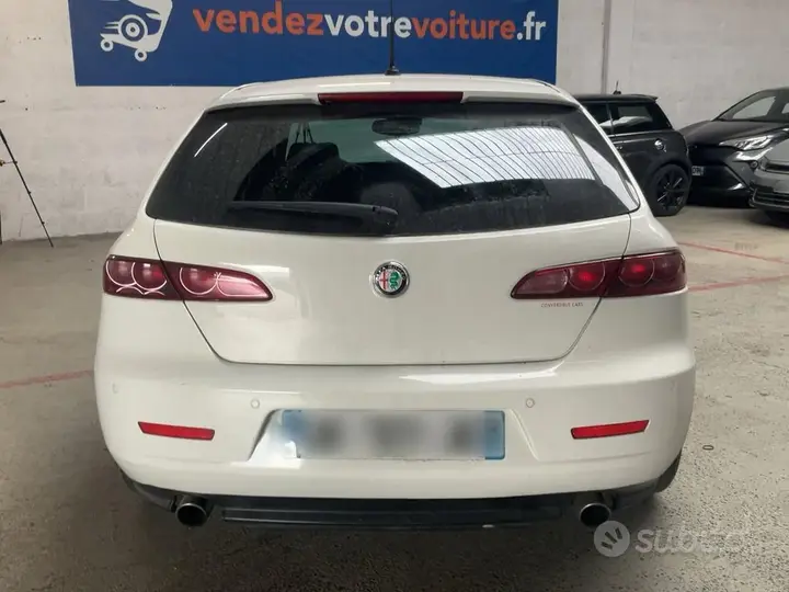 Alfa Romeo 159 2011 photo 3
