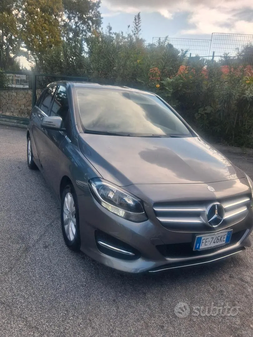 Mercedes-Benz B