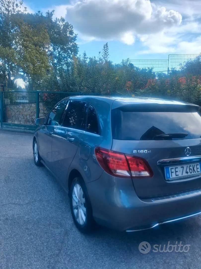Mercedes-Benz B 2016 photo 3