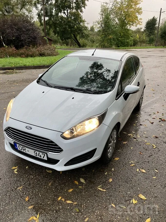 Ford Fiesta 2015 photo 3