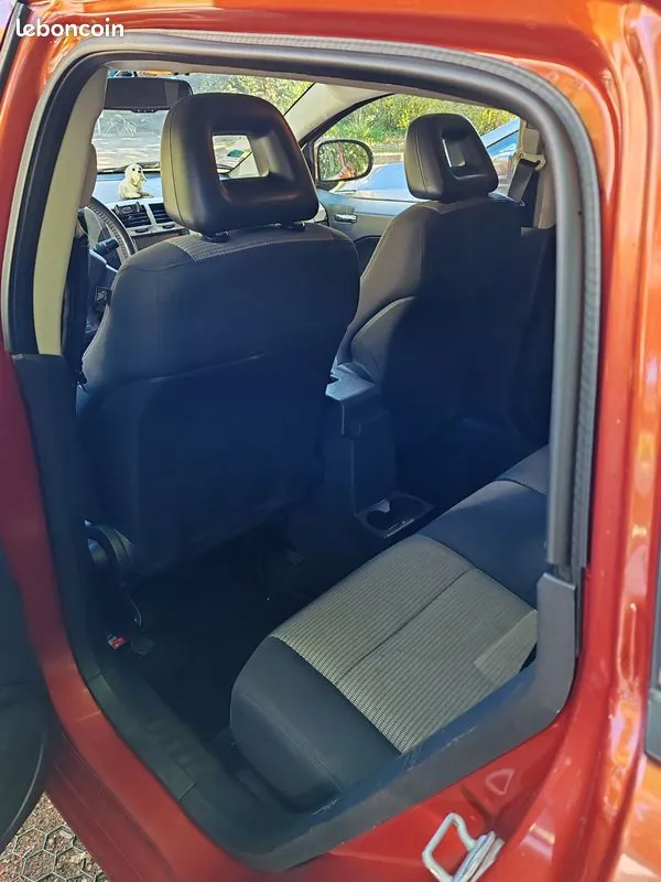Dodge Caliber 2009 photo 2