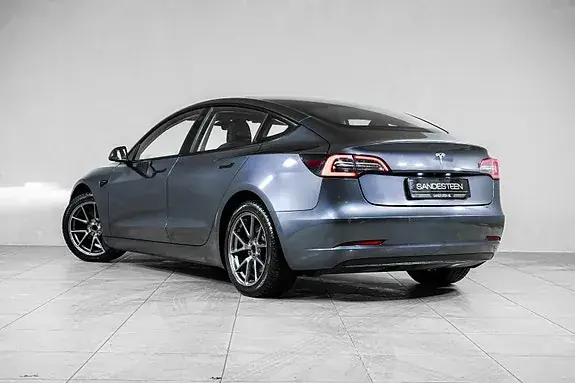 Tesla Model 3 2021 photo 5