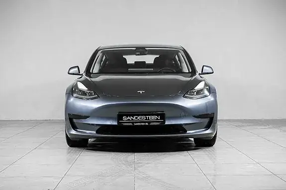 Tesla Model 3 2021 photo 2