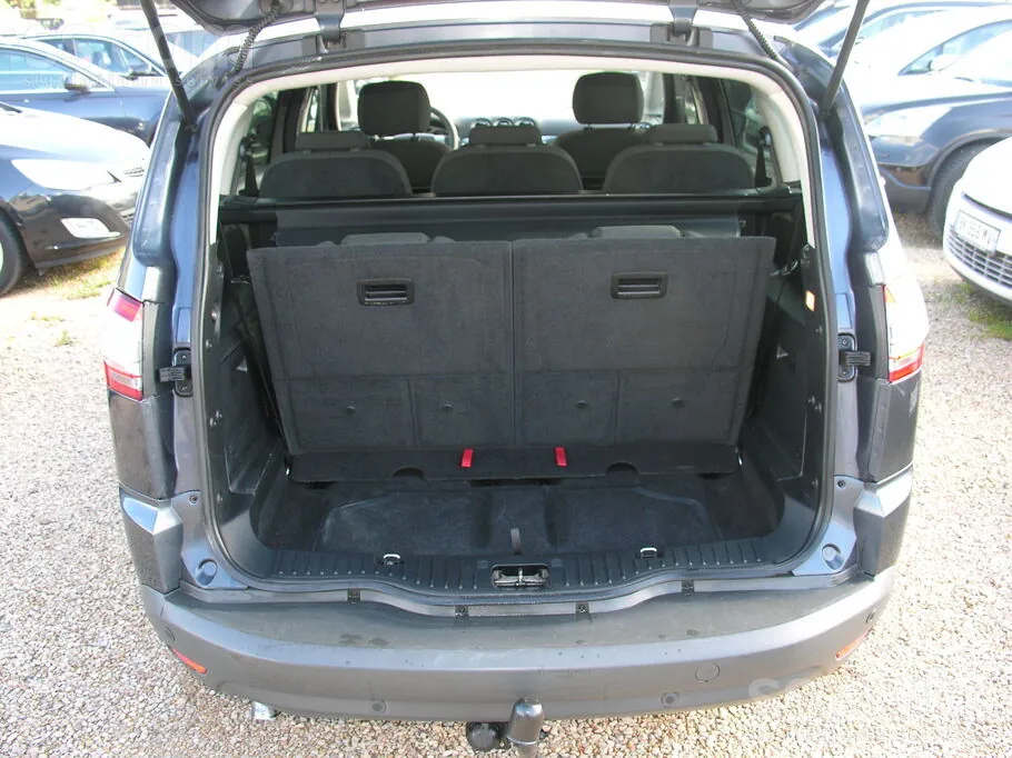 Ford S-Max 2010 photo 5