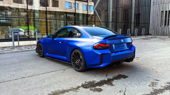 BMW M2 2024 photo 3