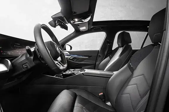 BMW I5 2025 photo 2