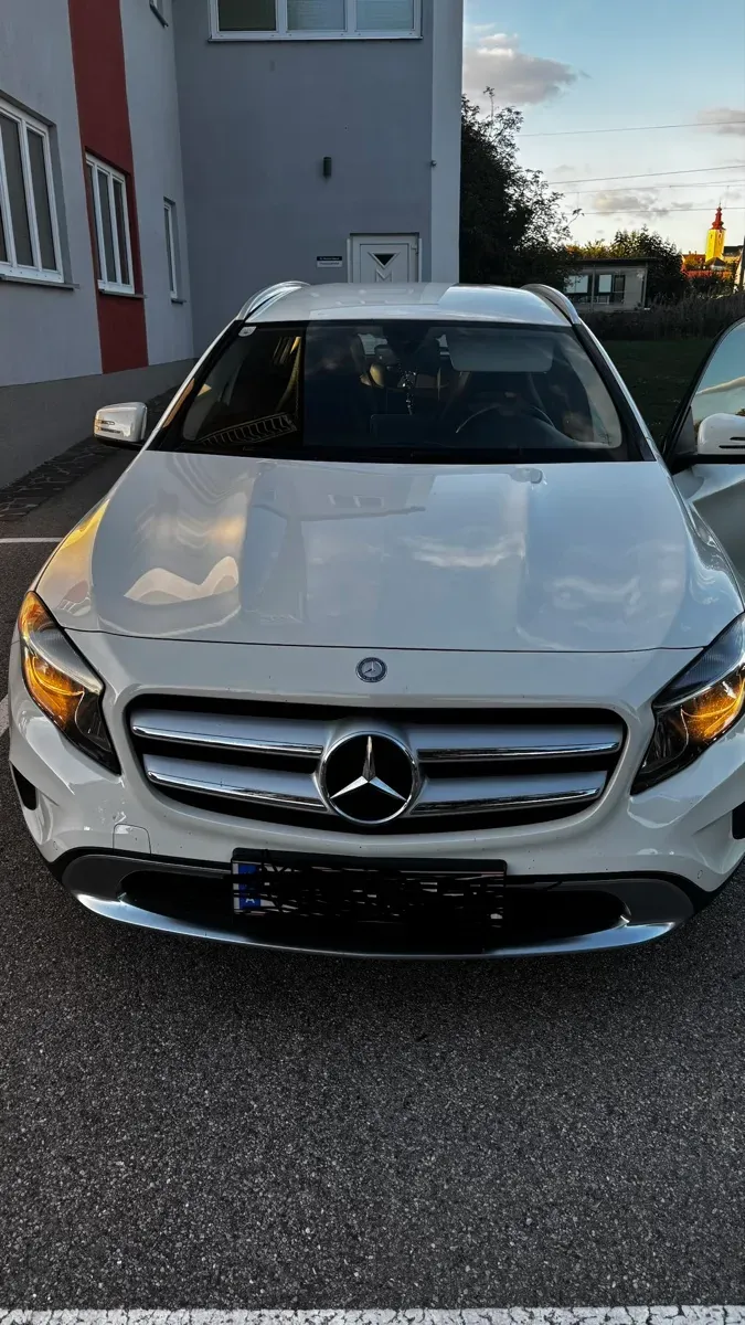 Mercedes-Benz Gla Class