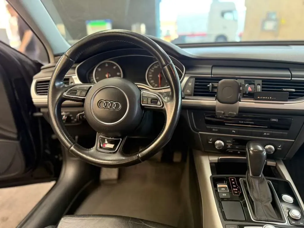 Audi A6 2016 photo 2