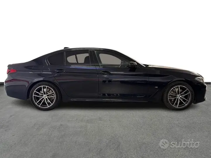 BMW 520D 2023 photo 3