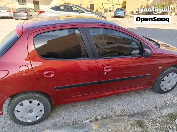 Peugeot 206 2004 photo 2