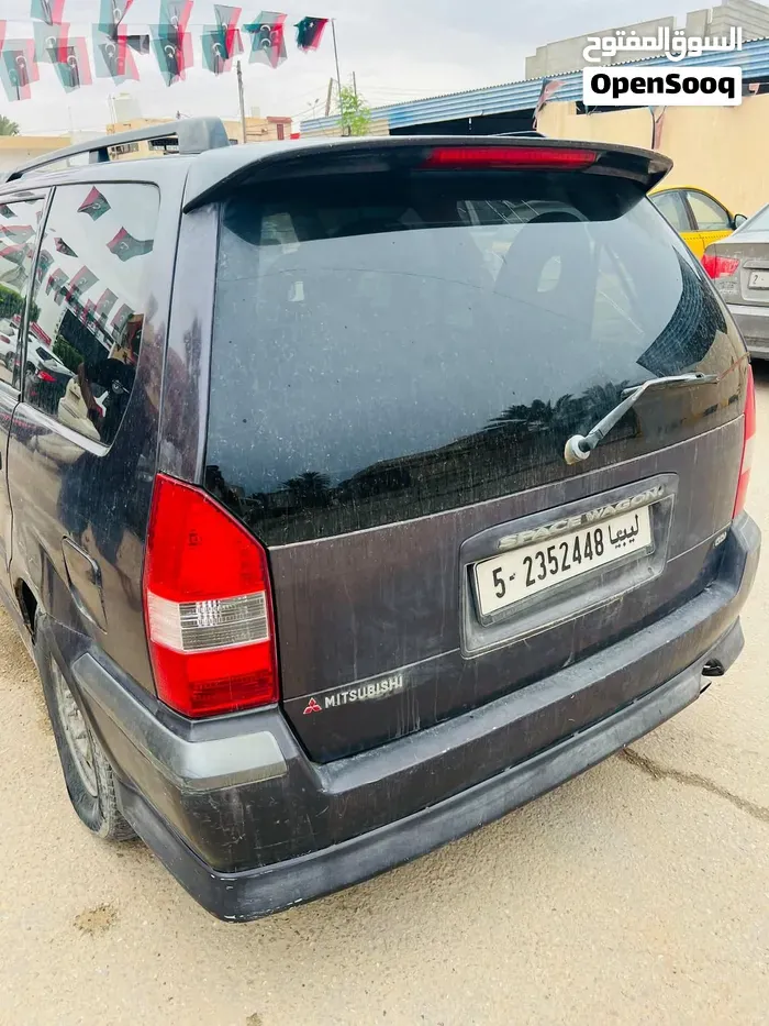 Mitsubishi Space Wagon