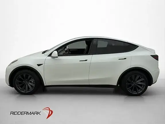 Tesla Model Y 2023 photo 5