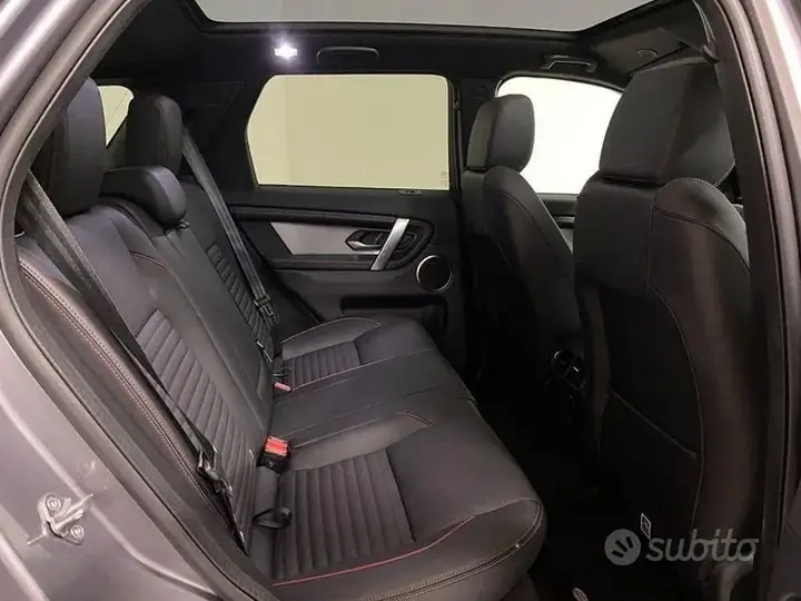 Land Rover Discovery Sport 2024 photo 5