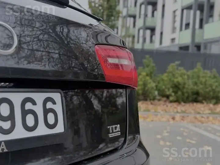 Audi A6 2013 photo 5