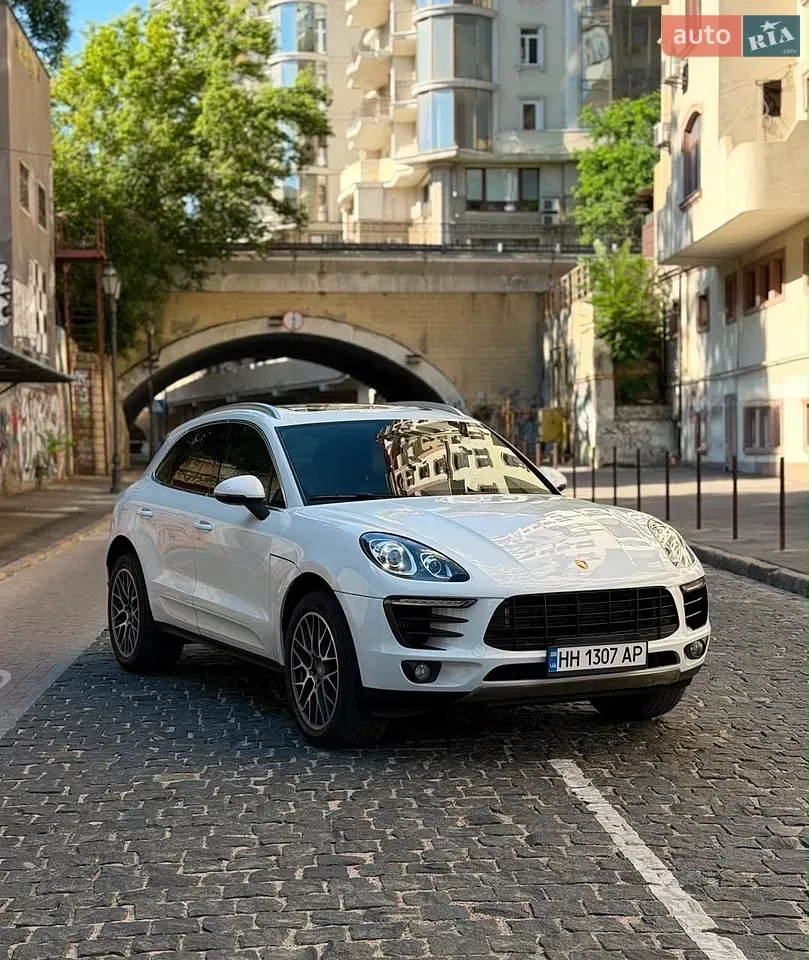 Porsche Macan 2017 photo 2