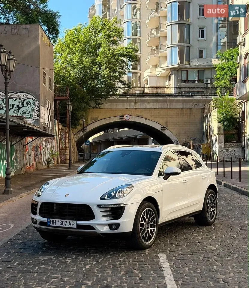 Porsche Macan