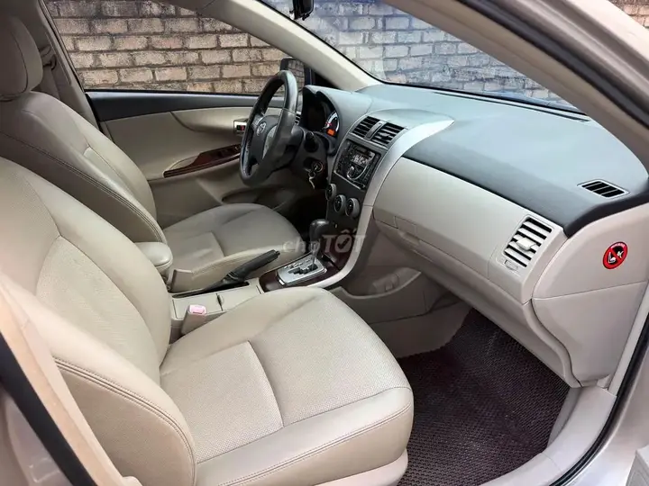 Toyota Corolla Altis 2014 photo 5