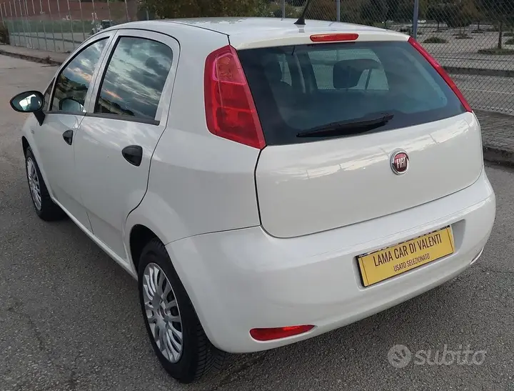 Fiat Punto 2018 photo 2