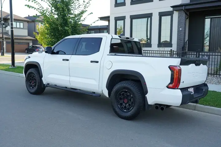 Toyota Tundra 2023 photo 4