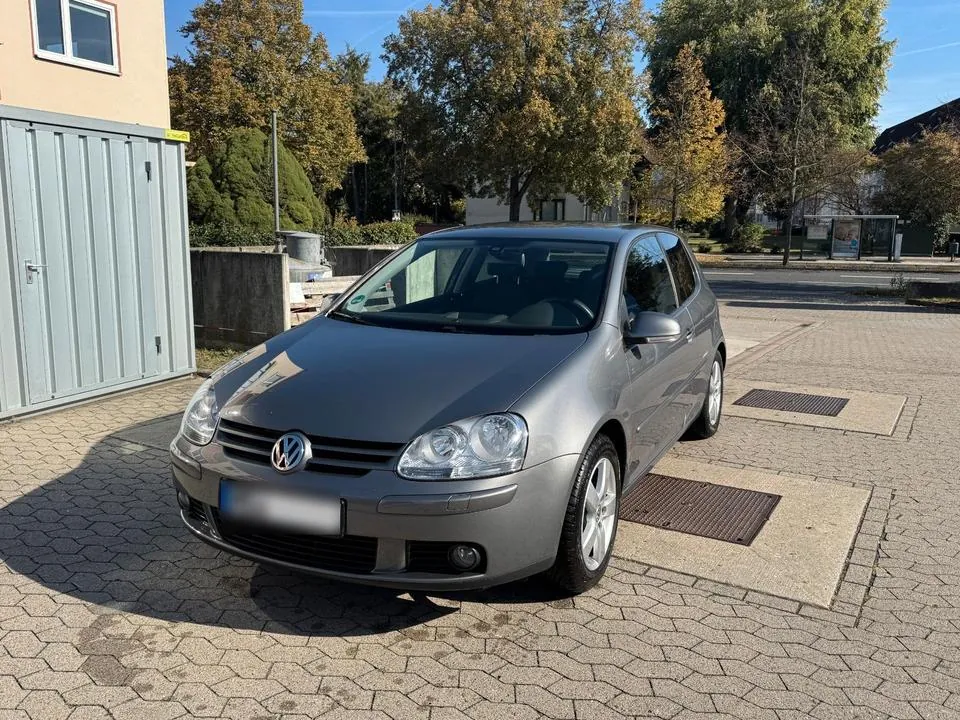 Volkswagen Golf V