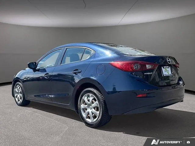 Mazda Mazda3 2015 photo 3