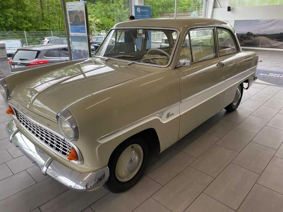 Ford Taunus