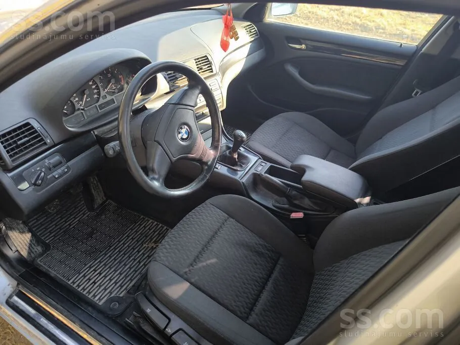 BMW 320 1999 photo 4
