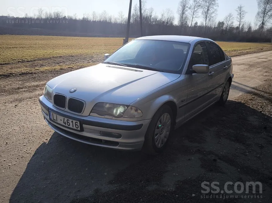 BMW 320