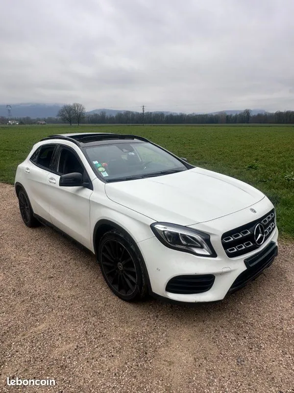 Mercedes-Benz Gla 2017 photo 2