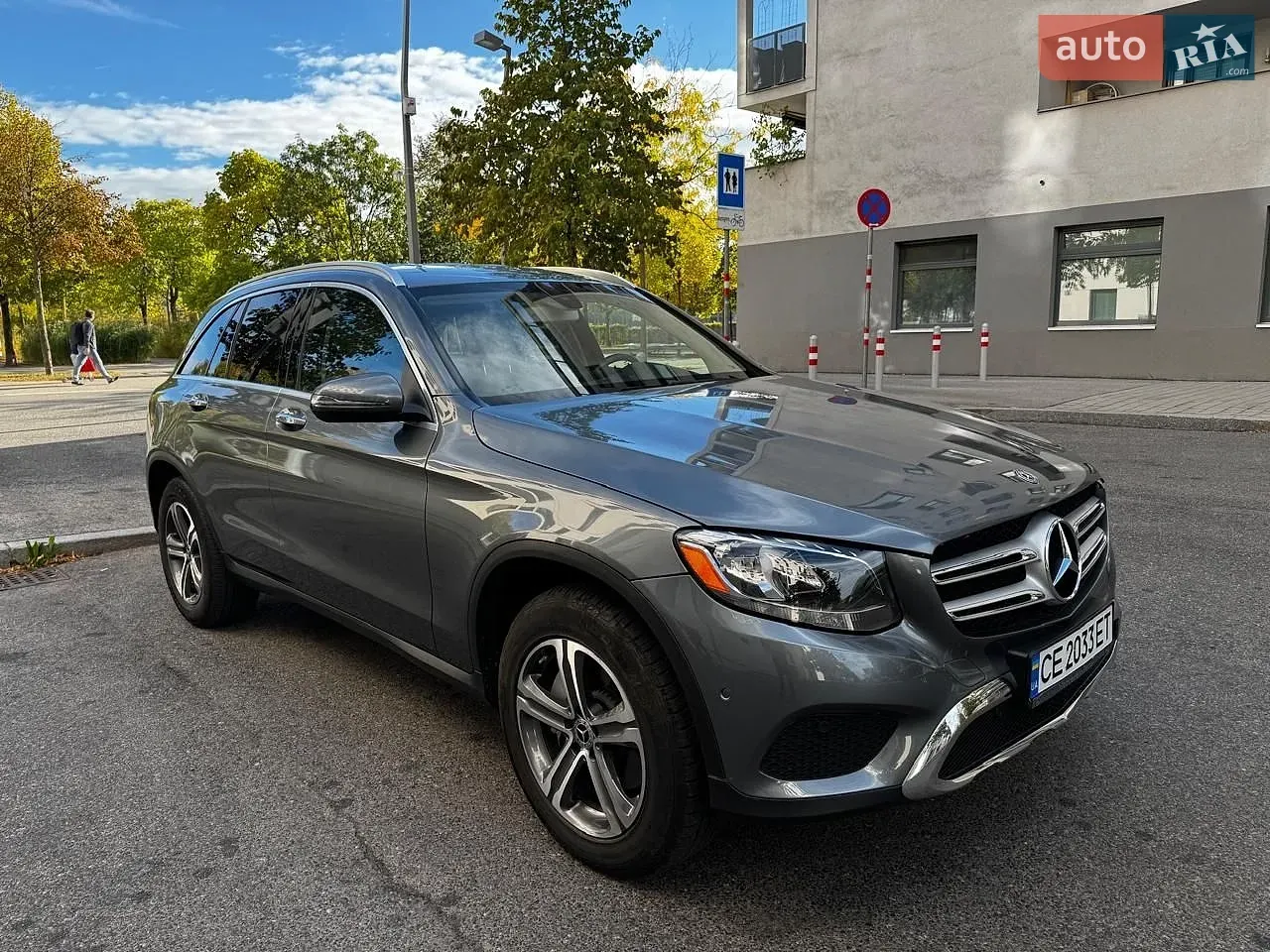 Mercedes-Benz Glc-Class 2018 photo 2