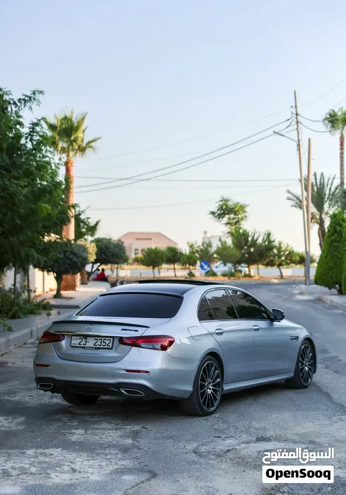 Mercedes-Benz E300 2021 photo 2