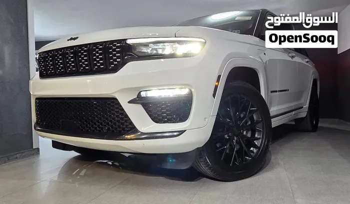 Jeep Grand Cherokee 2024 photo 2