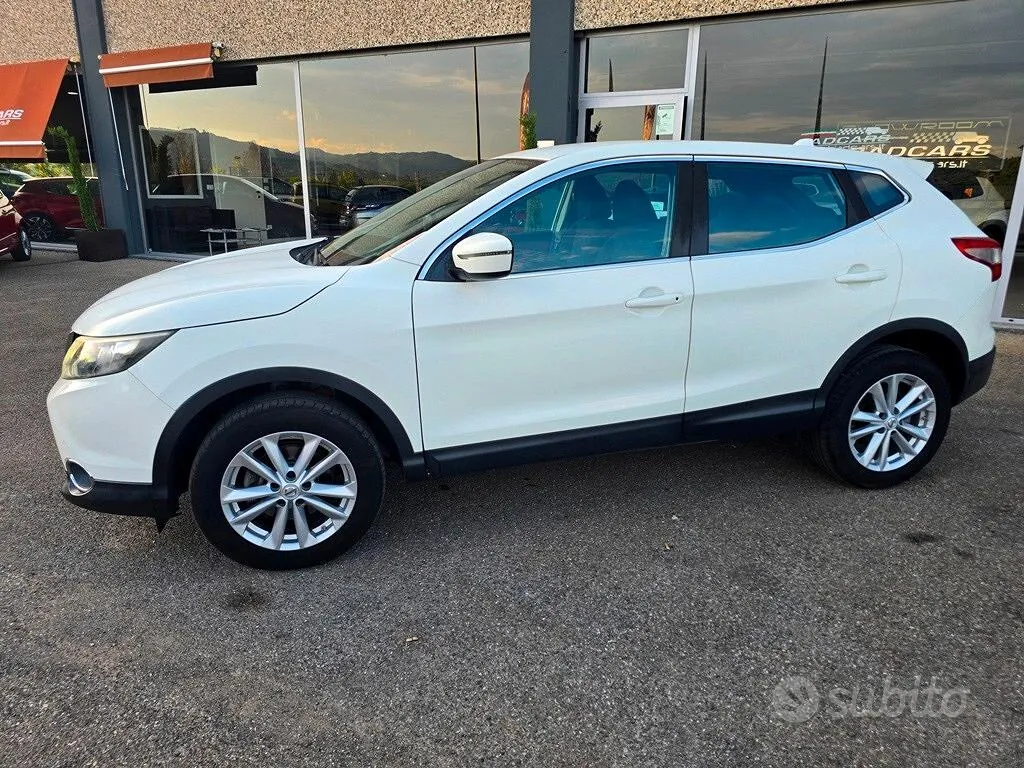 Nissan Qashqai 2015 photo 3
