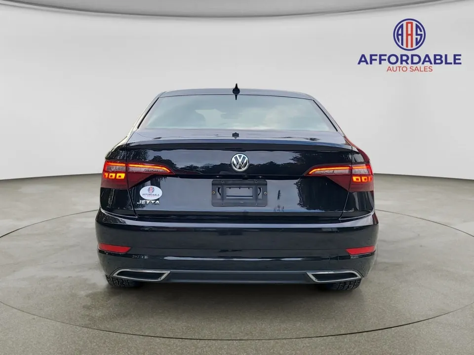 Volkswagen Jetta 2021 photo 4