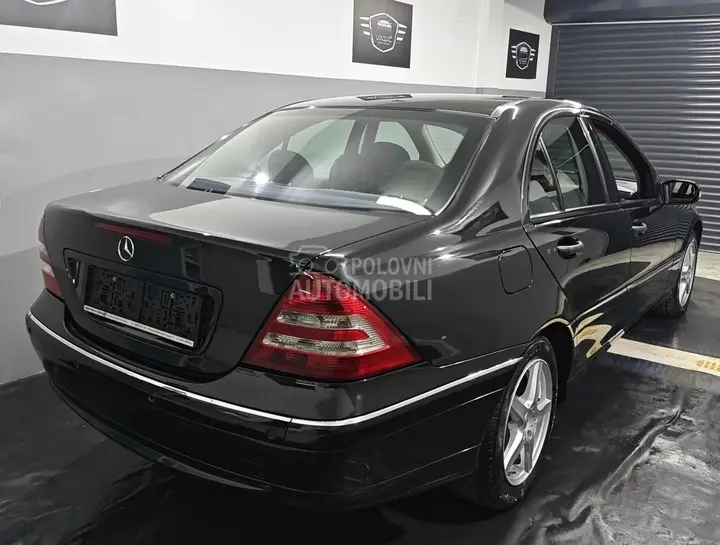 Mercedes-Benz C200 2006 photo 3