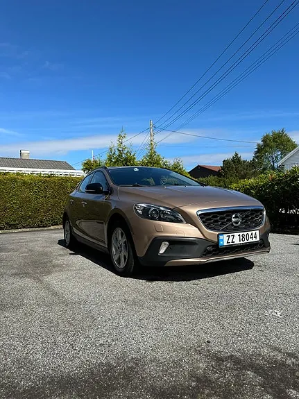 Volvo V40