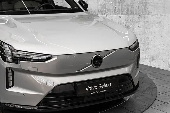 Volvo Ex90 2025 photo 2