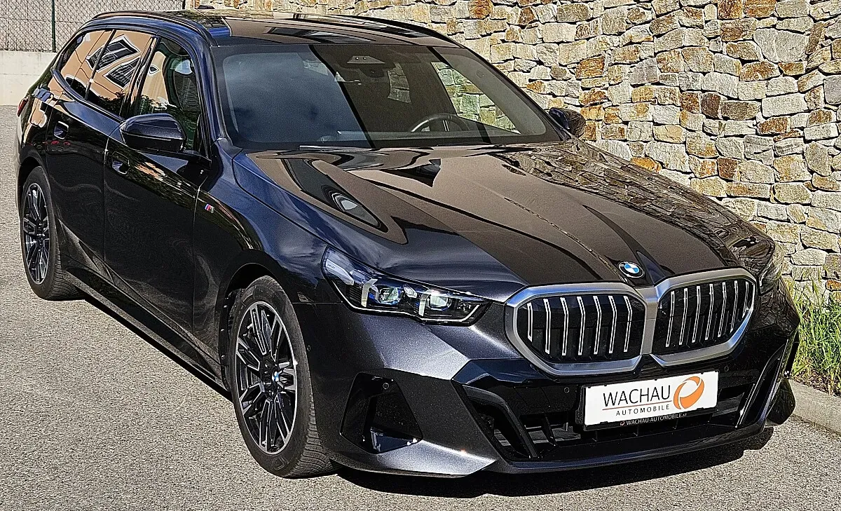 BMW 5 Series 2024 photo 3