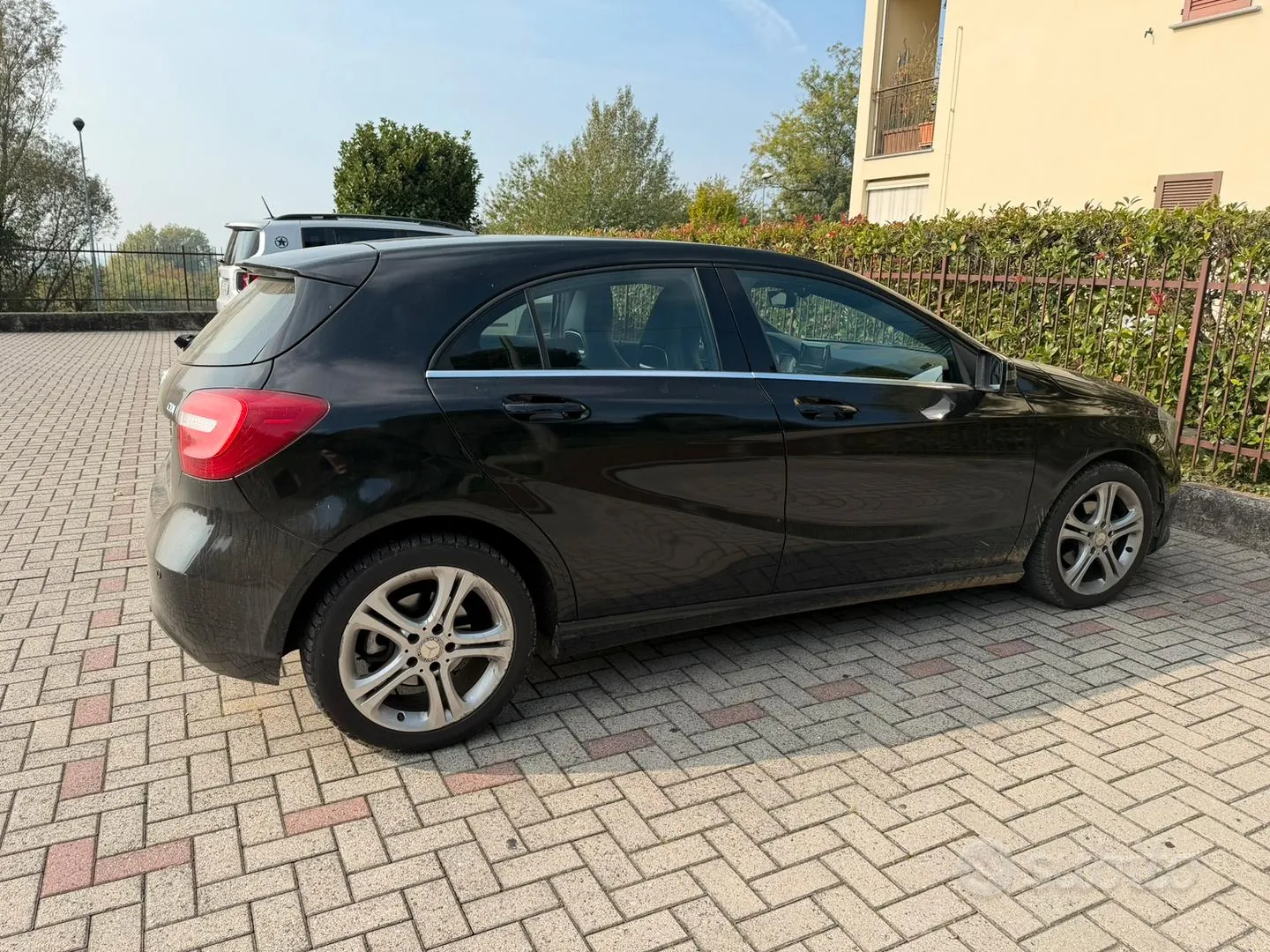 Mercedes-Benz A180
