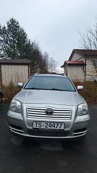 Toyota Avensis 2005 photo 4