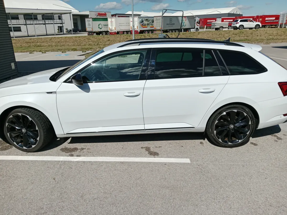 Skoda Superb 2020 photo 3