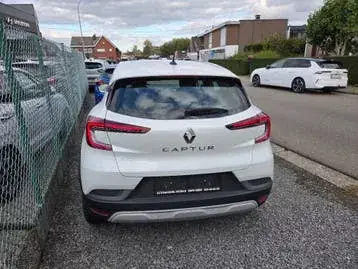 Renault Captur 2024 photo 3