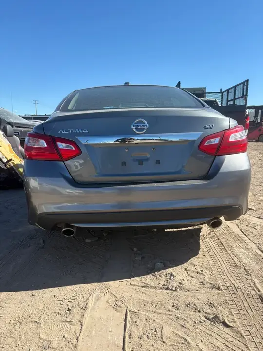 Nissan Altima 2017 photo 5