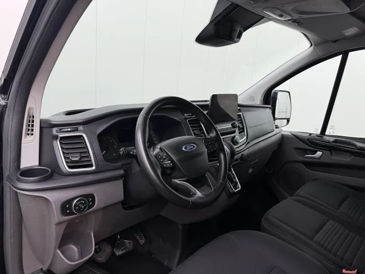 Ford Transit Custom 2023 photo 3